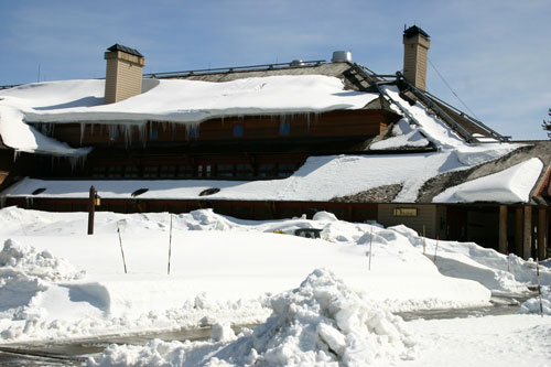 Skidsteer struggles to plow snow