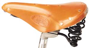 Brooks Flyer in Honey